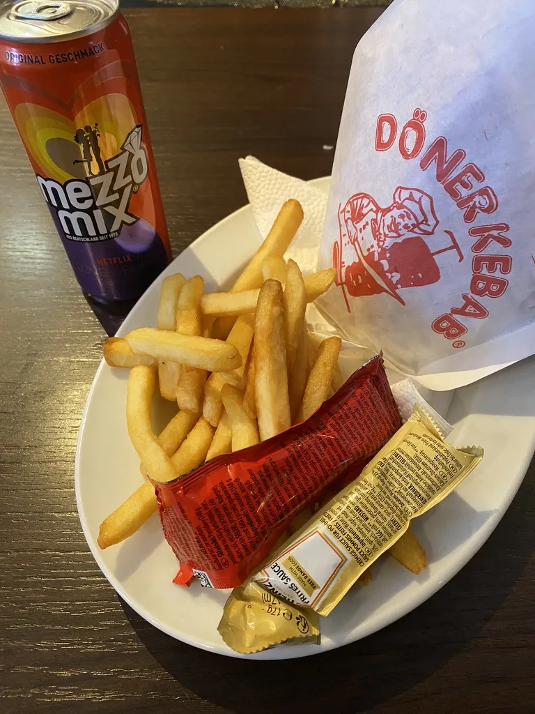 12894AAA-9462-4084-82C1-281B8D9E5662_1_105_c