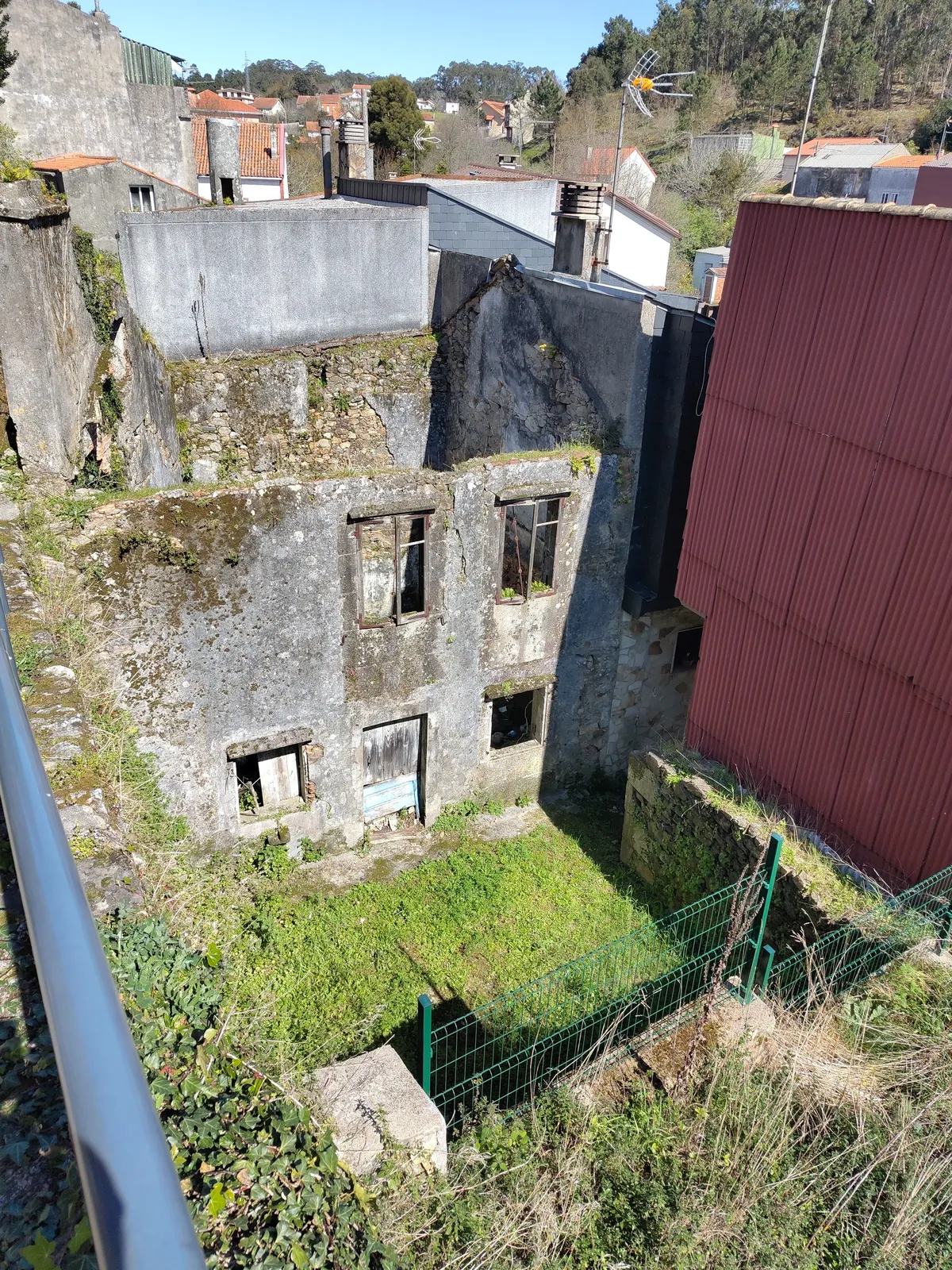IMG_20250316_134305_Ruine im Dorf