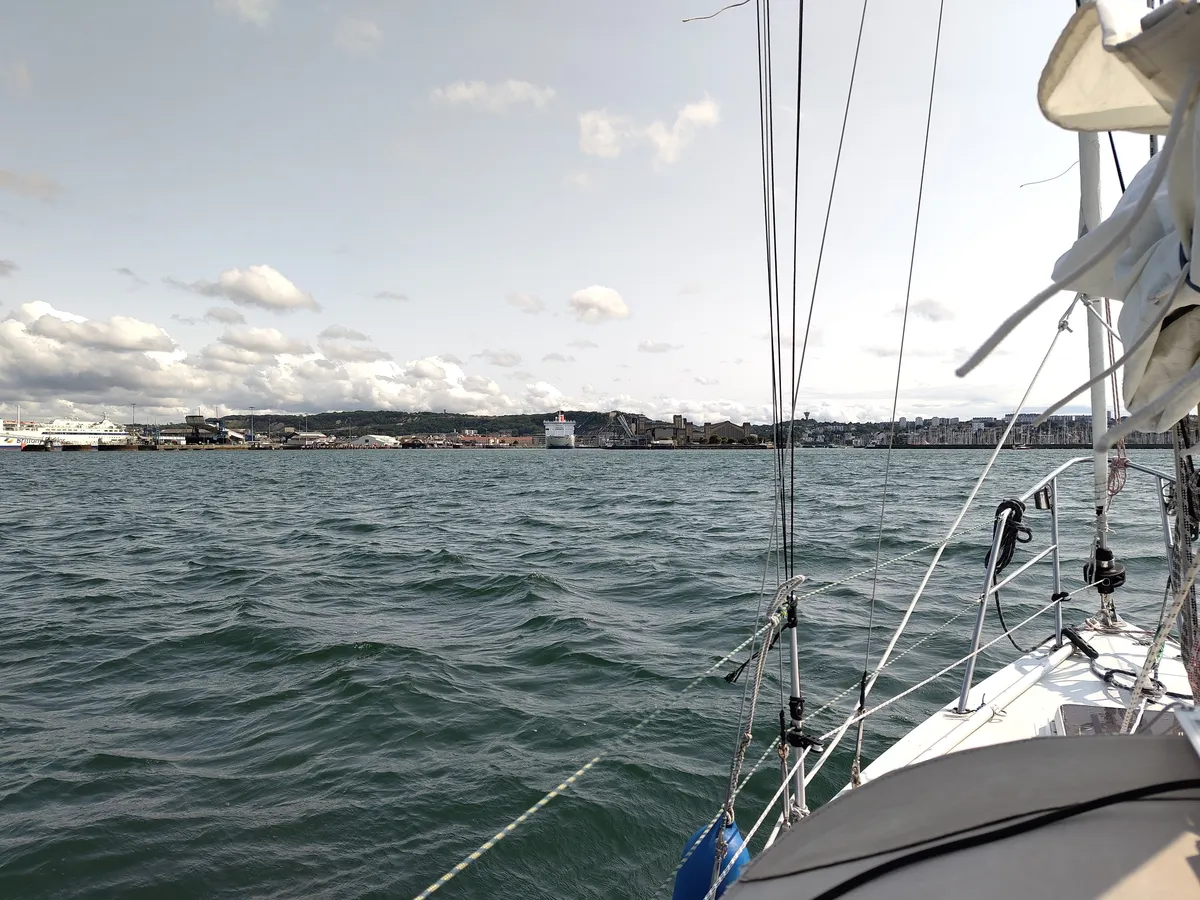 IMG_20250604_171422_Hafen von Cherbourg