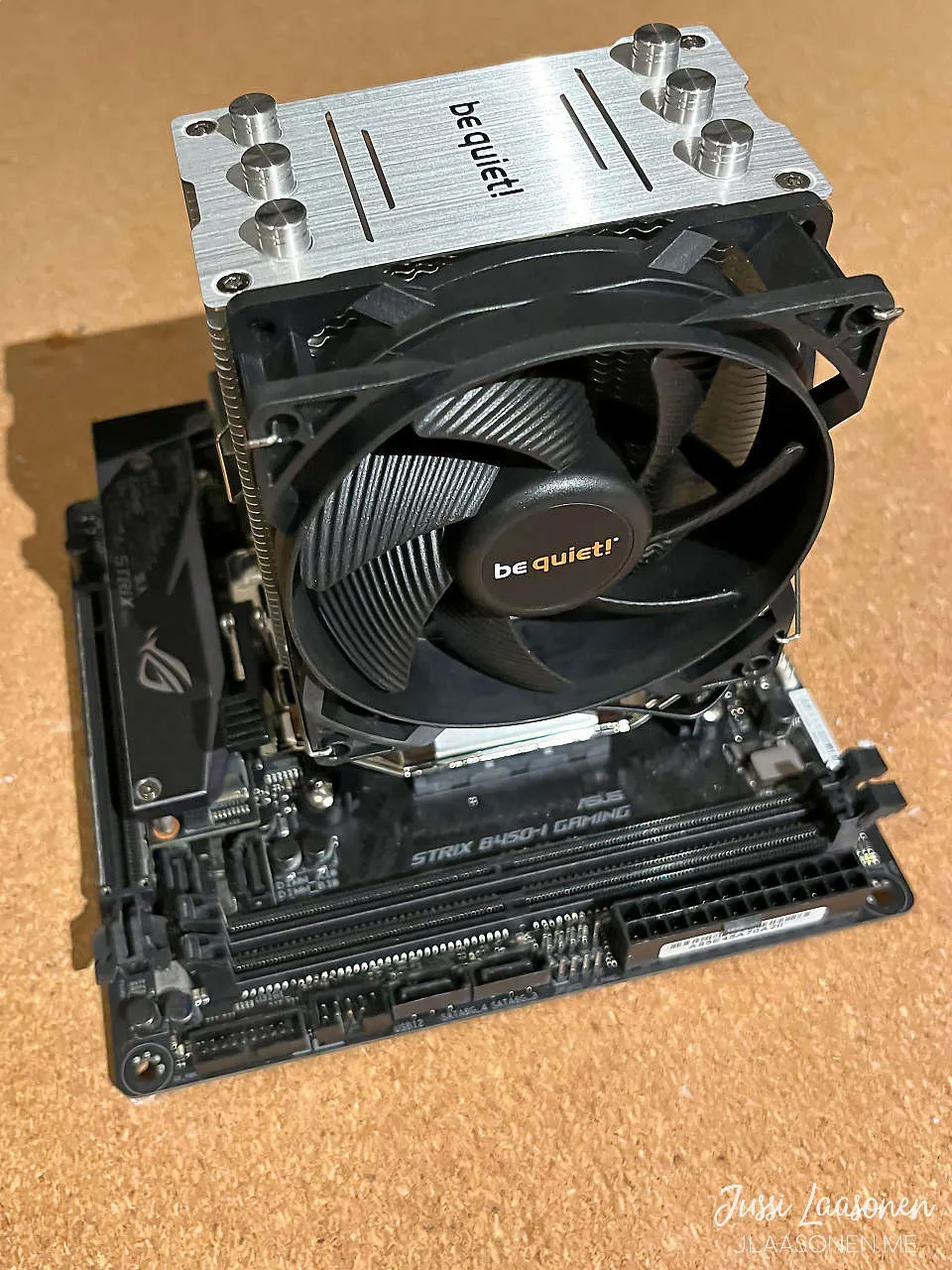 mini-itx_motherboard_with_cooler-1