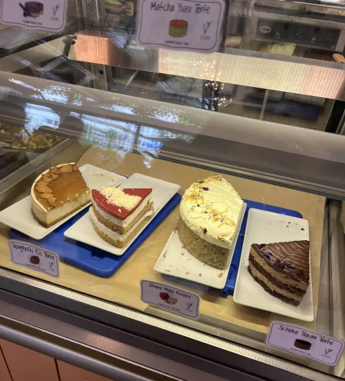 cakes