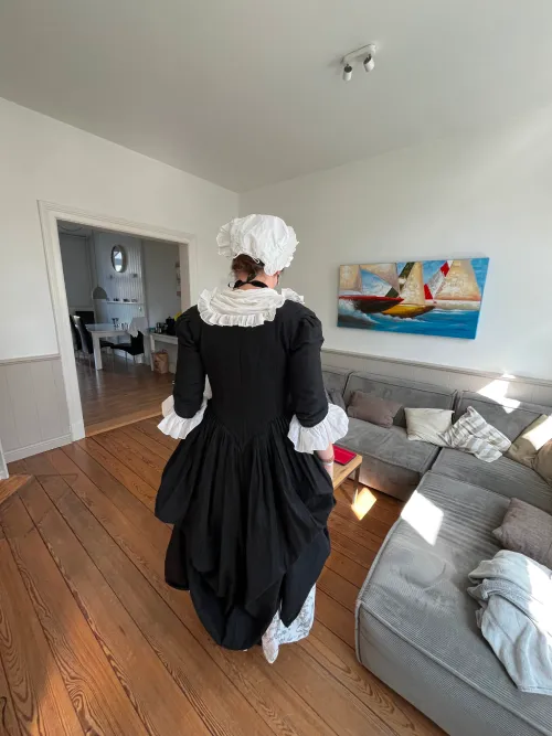 wife in historical clothing