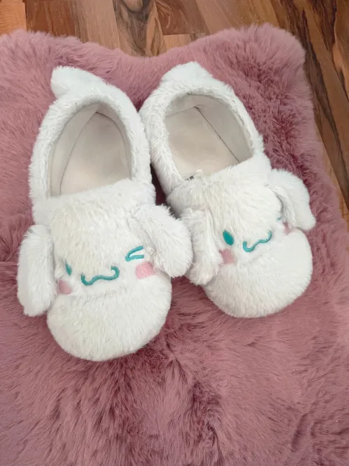 slippers