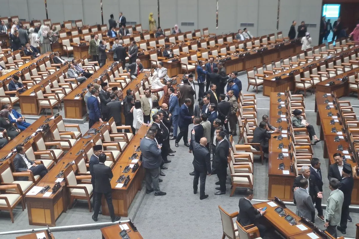 Suasana ruang rapat paripurna DPR di Gedung DPR Senayan Jakarta