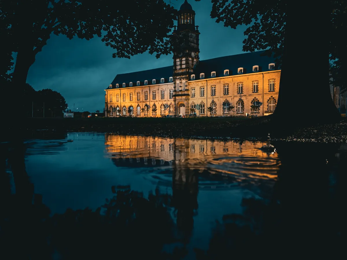Water reflection
