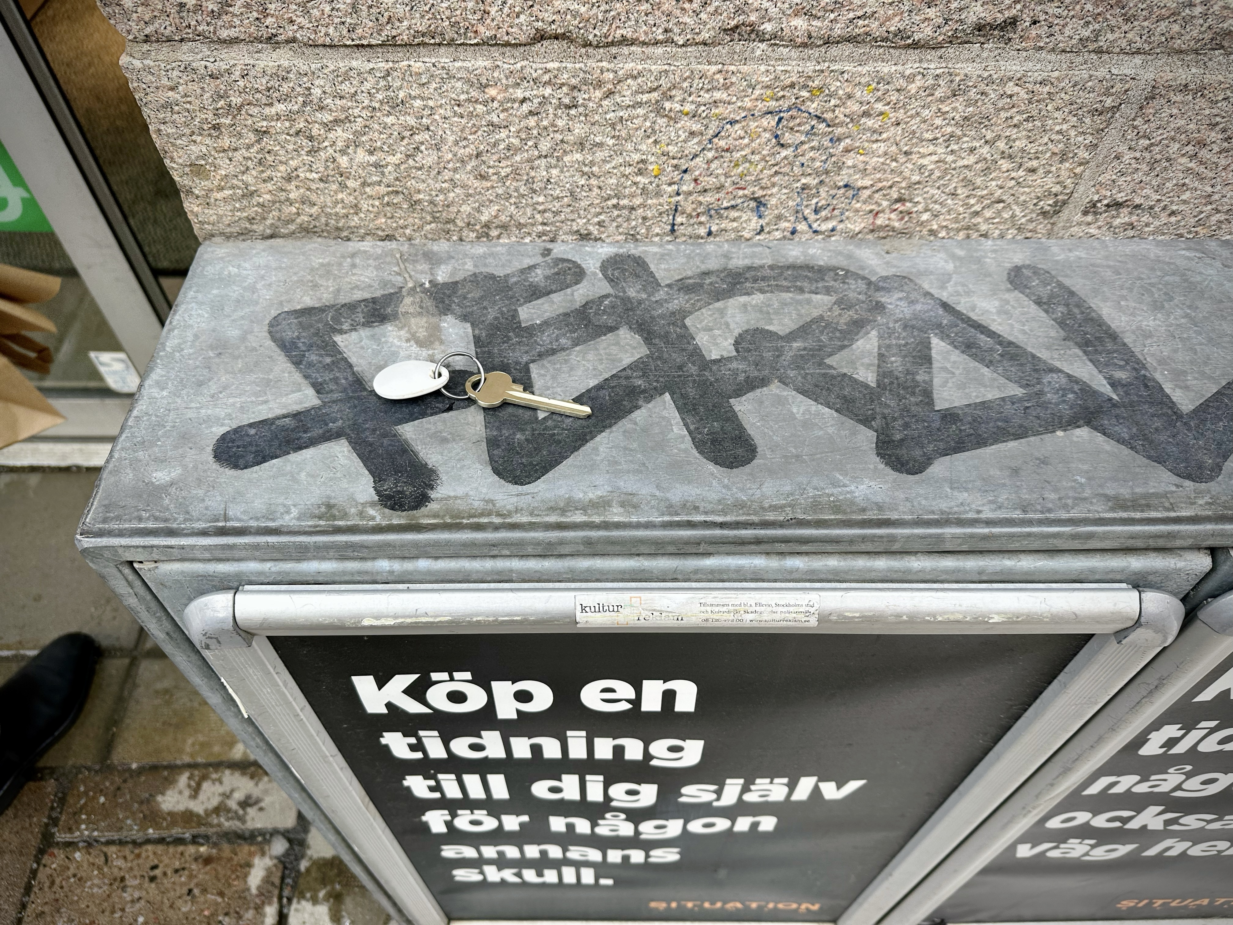 The lost key.