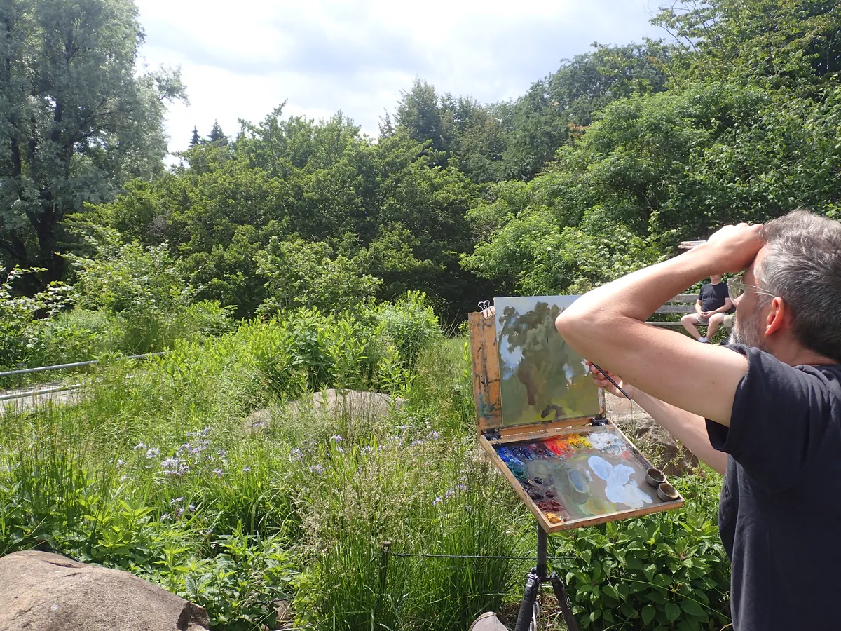 painting in botanic garden