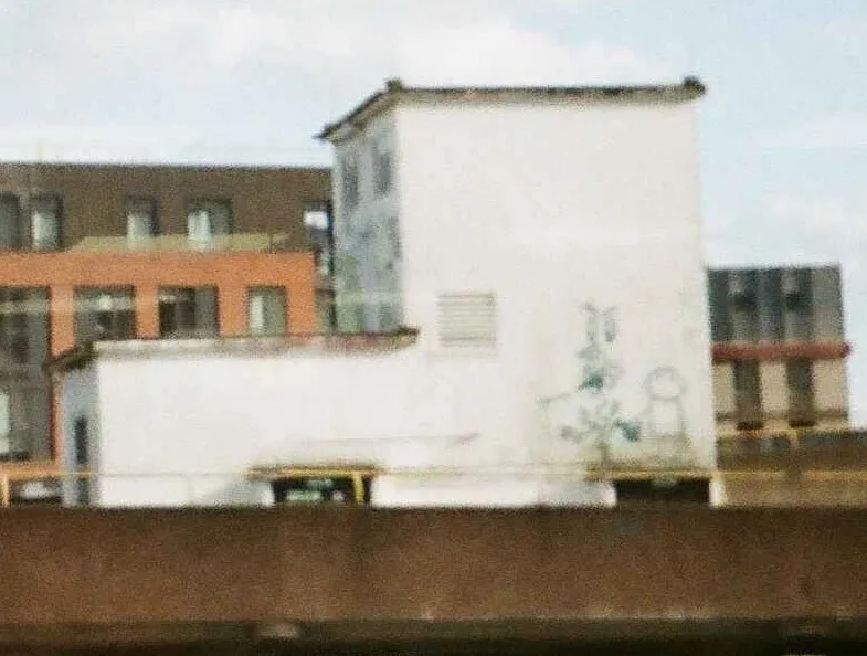 graffiti-crop