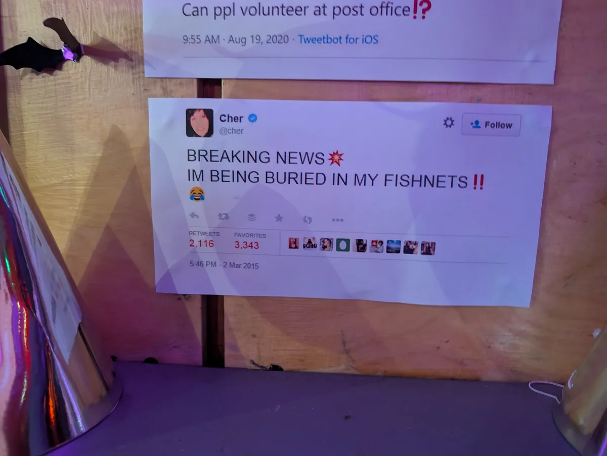 PXL_20251114_193733322