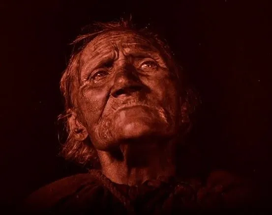 Old lady - Haxan (1922)