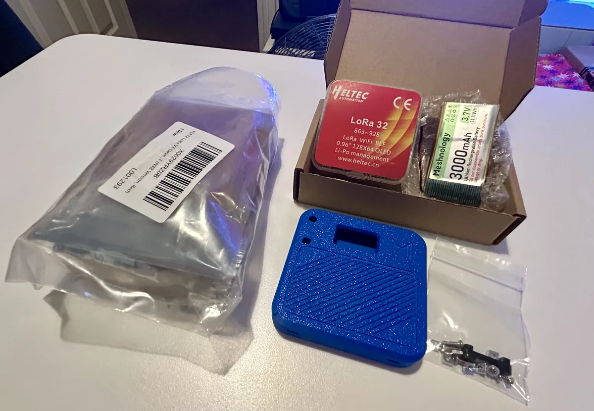 Two packs of Heltec v3 boards, batteries, antennae and cases