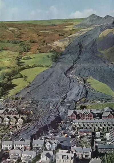 Aberfan disaster, October 1966
