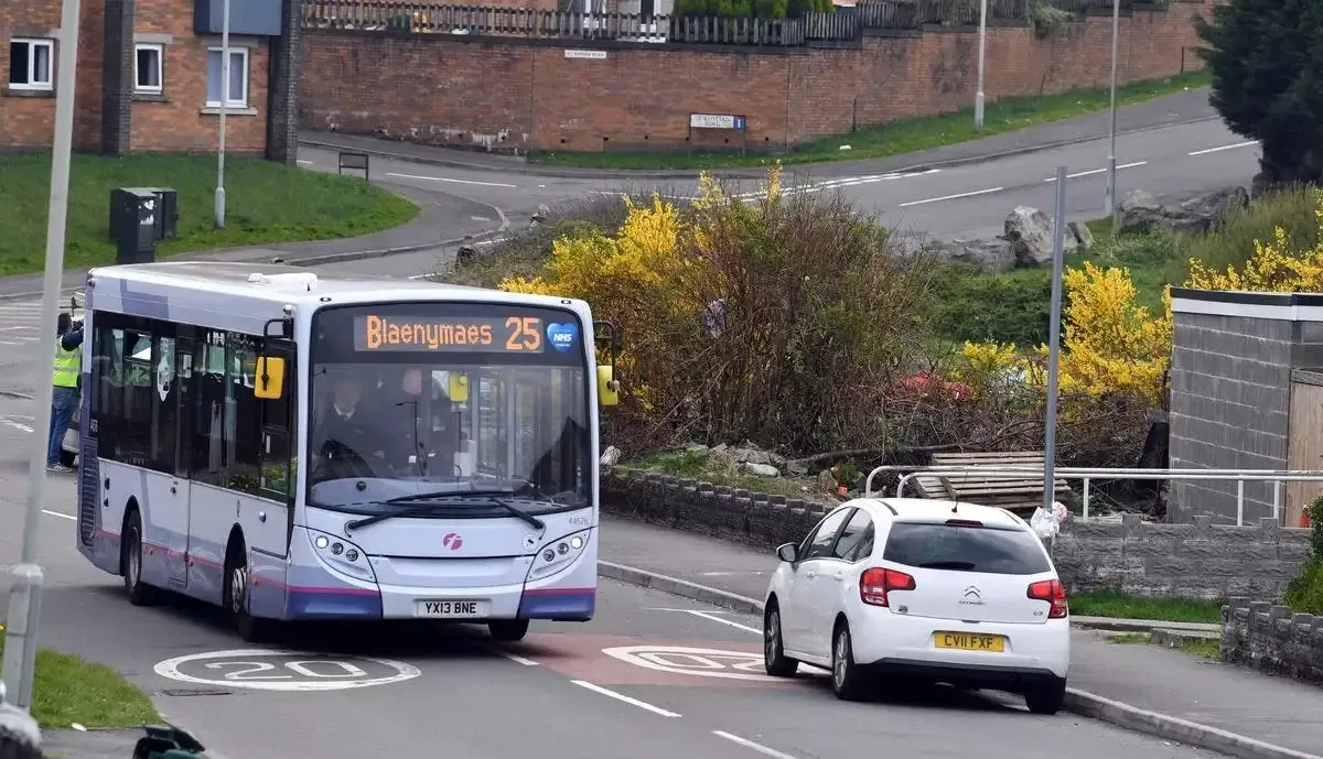 Blaenymaes bus