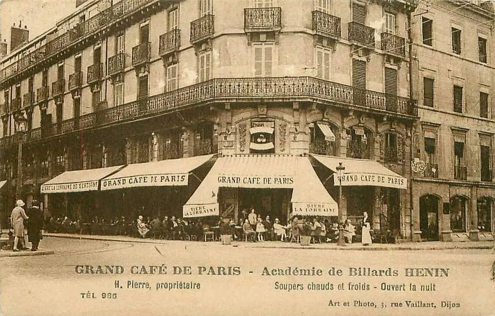 Cafe_Paris_Lumiere