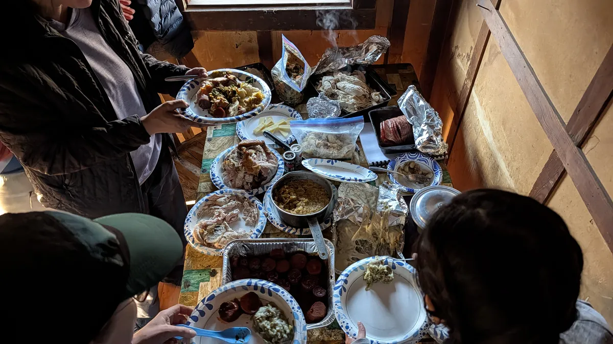 PXL_20251128_232345967