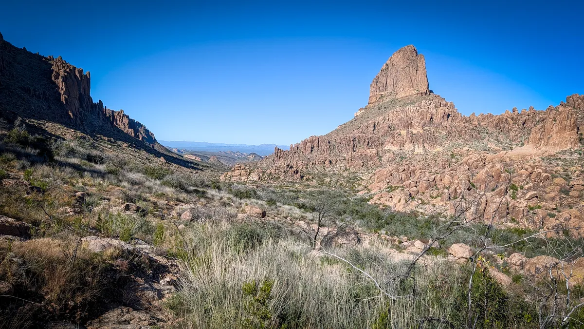 PXL_20251206_203108776