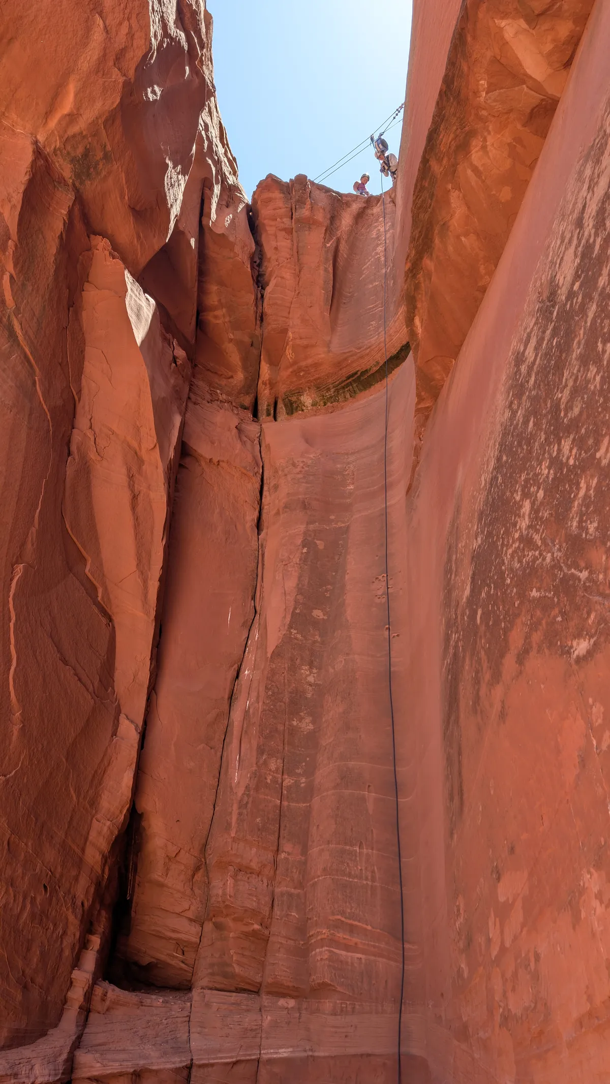 PXL_20260507_182659827