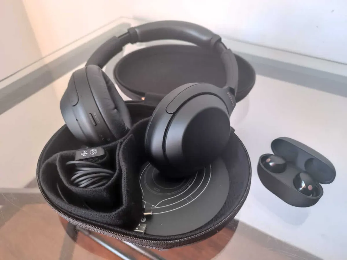 audífonos sony xm4 y xm5