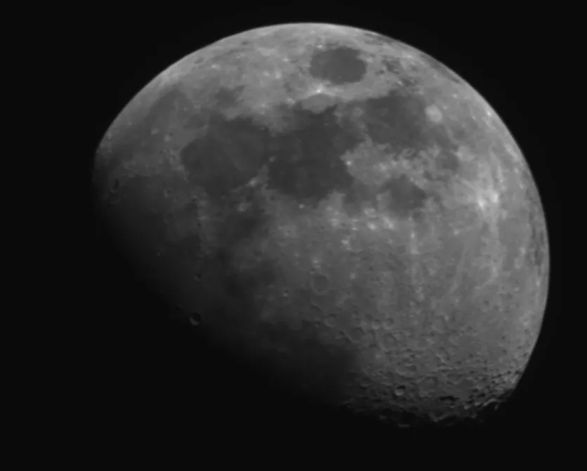 Moon-2025-03-08_stacked