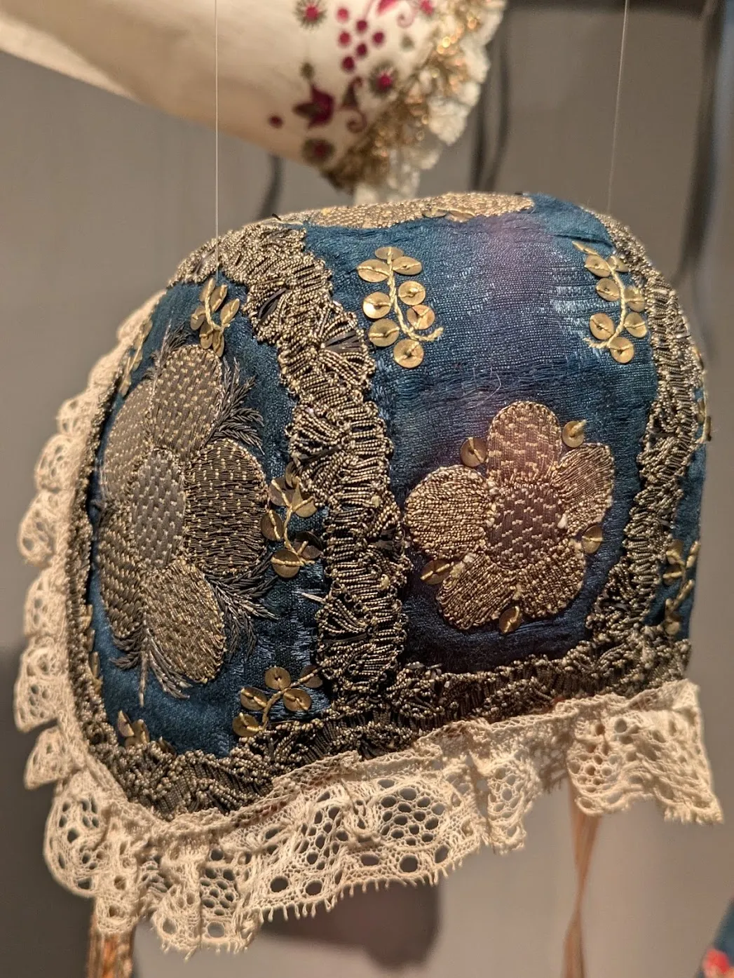 detail-of-baby-bonnet