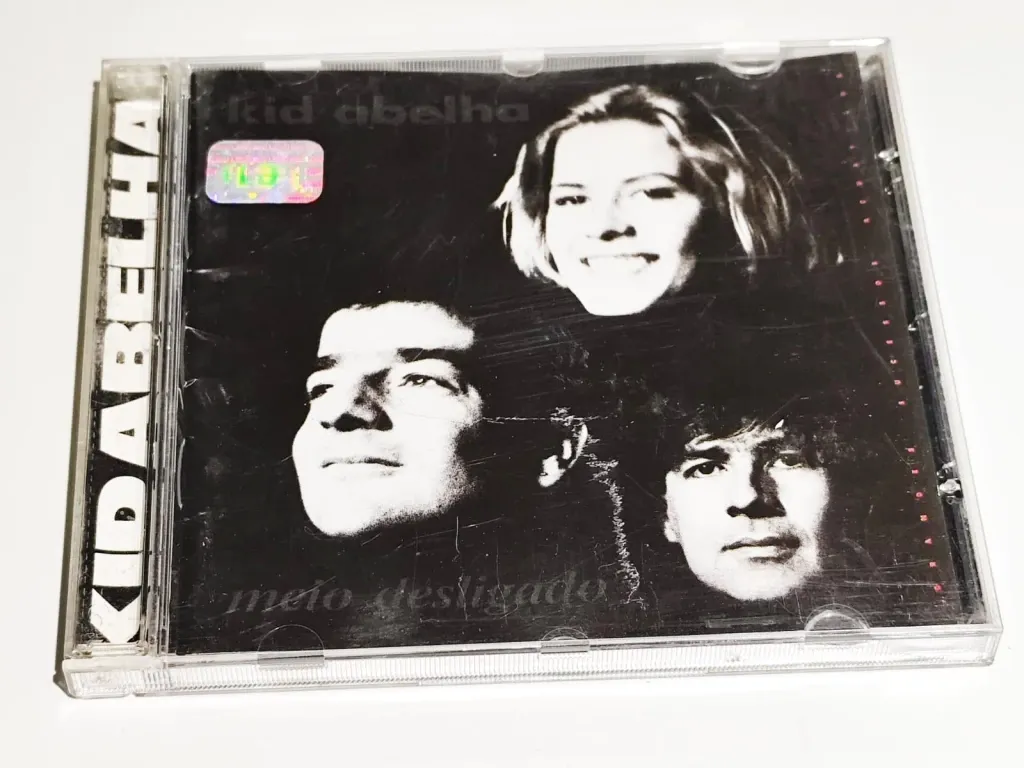 28a-e4d4f6f180460f31d917605846809413-1024-1024