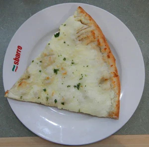 White_cheese_pizza_600px