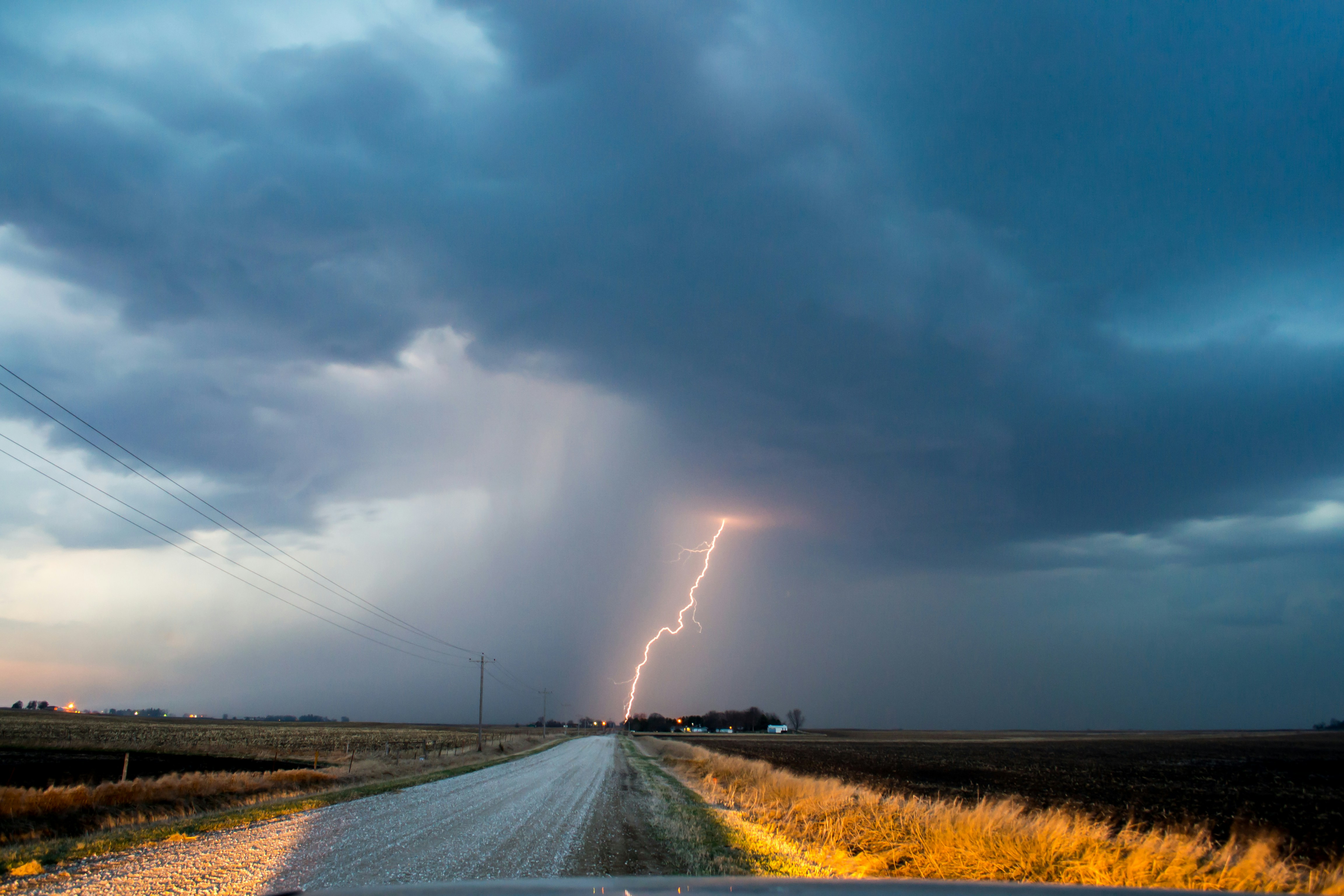 noaa-PkHsrwNOfBE-unsplash