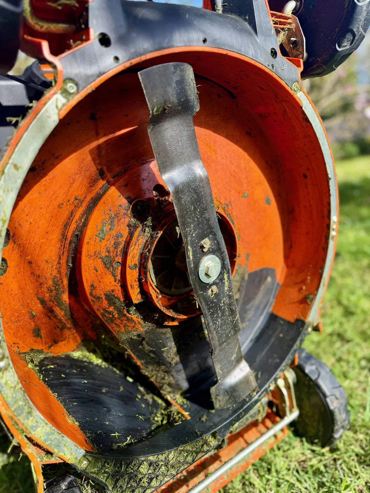 Cutting deck after a quick wipe