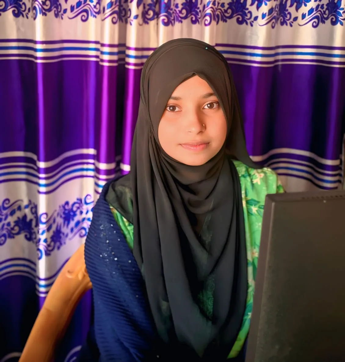 Najifa Samantha - directly at camera