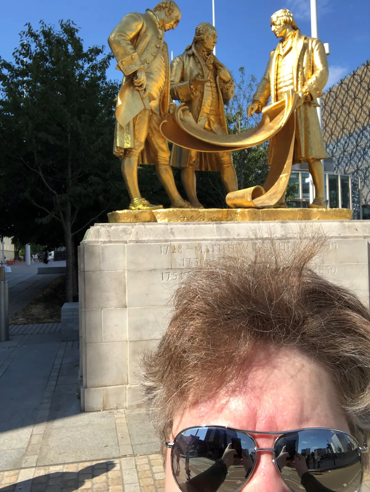 Golden Boys Selfie