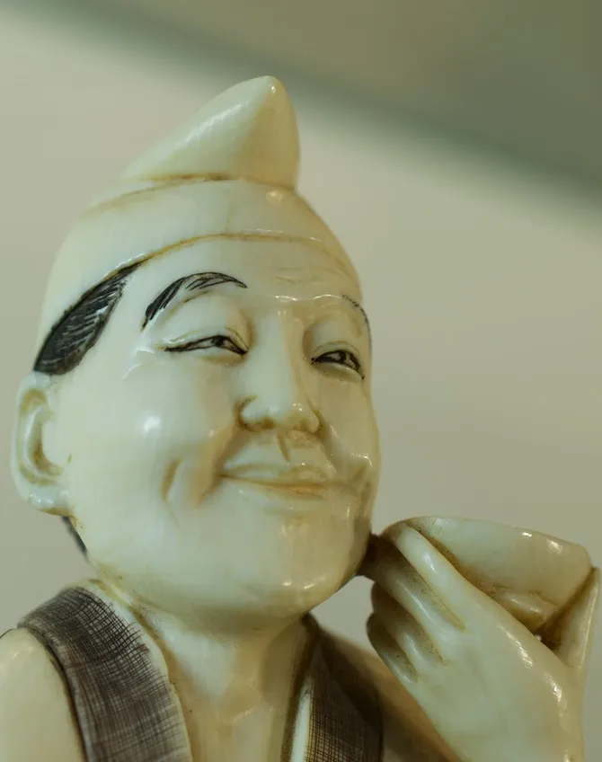 20151127_estatua_xines_macro_proves