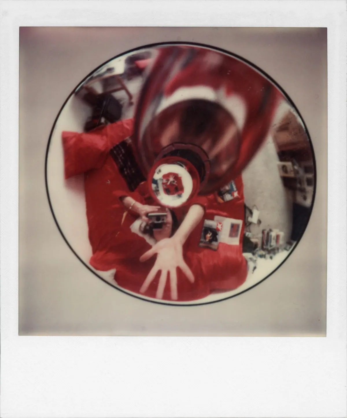 Self-portrait-in-lamp-1977-Photography-by-Robby-Müller