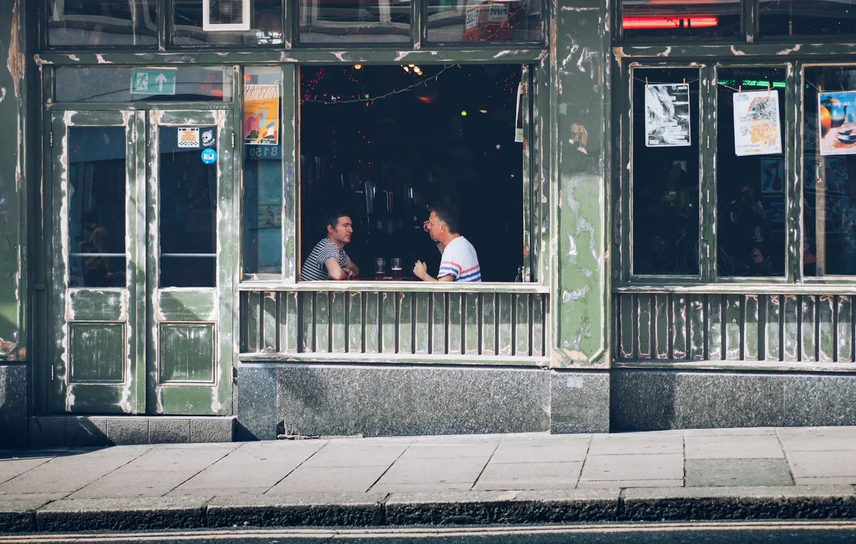 friends-bar-beers