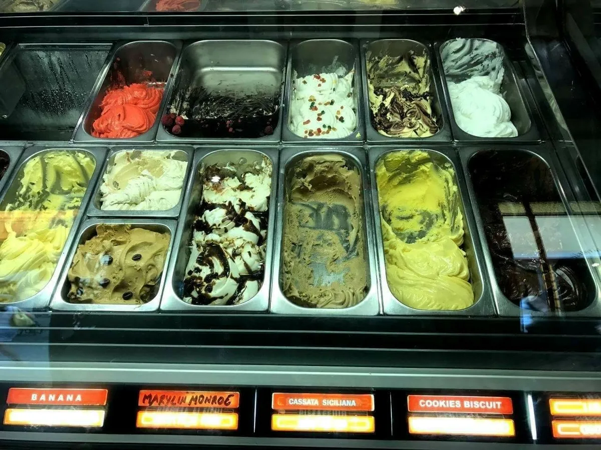 Unglaublich leckere Eisvielfalt im Dolche Vita Malcesine