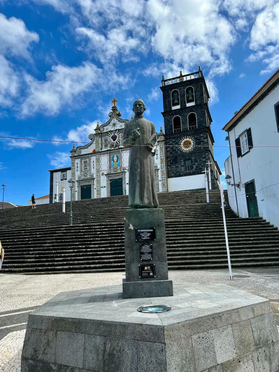 Eine Kirche in Ribeira Grande.