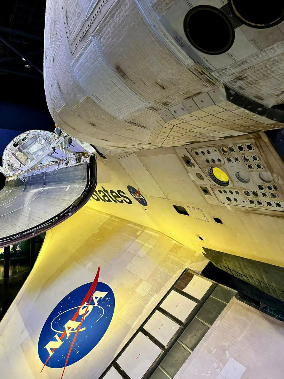 Detailansicht des Space Shuttles Atlantis.