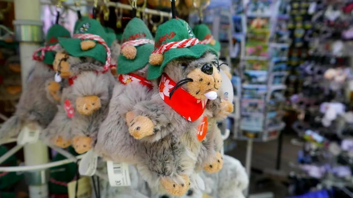 Murmeltier-Schlüsselanhänger an einem Souvenirstand