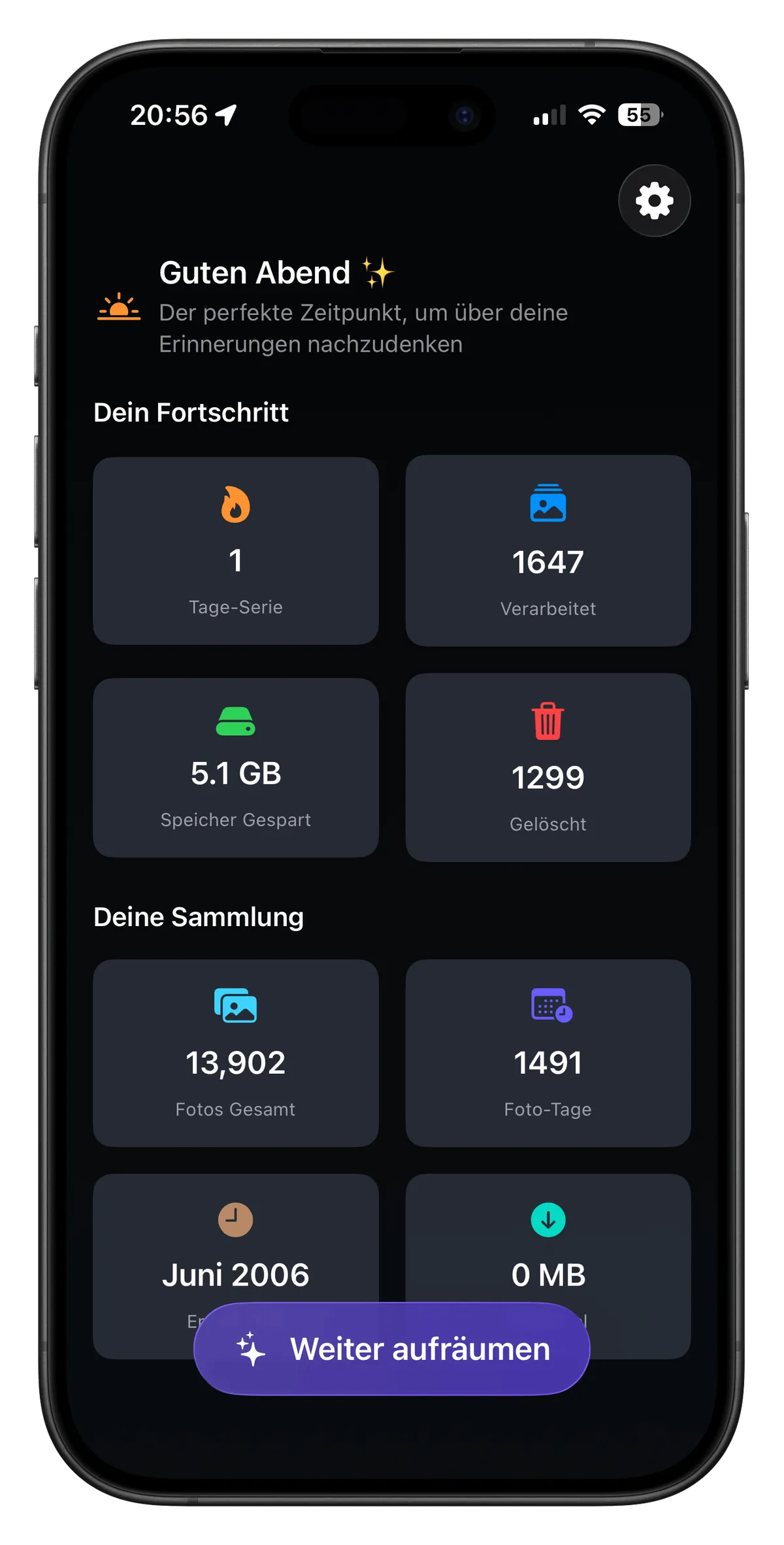 Eine Smartphone-App zeigt Statistiken über den Speicher- und Foto-Management-Fortschritt an, einschließlich verarbeiteter, gesparter und gelöschter Daten.