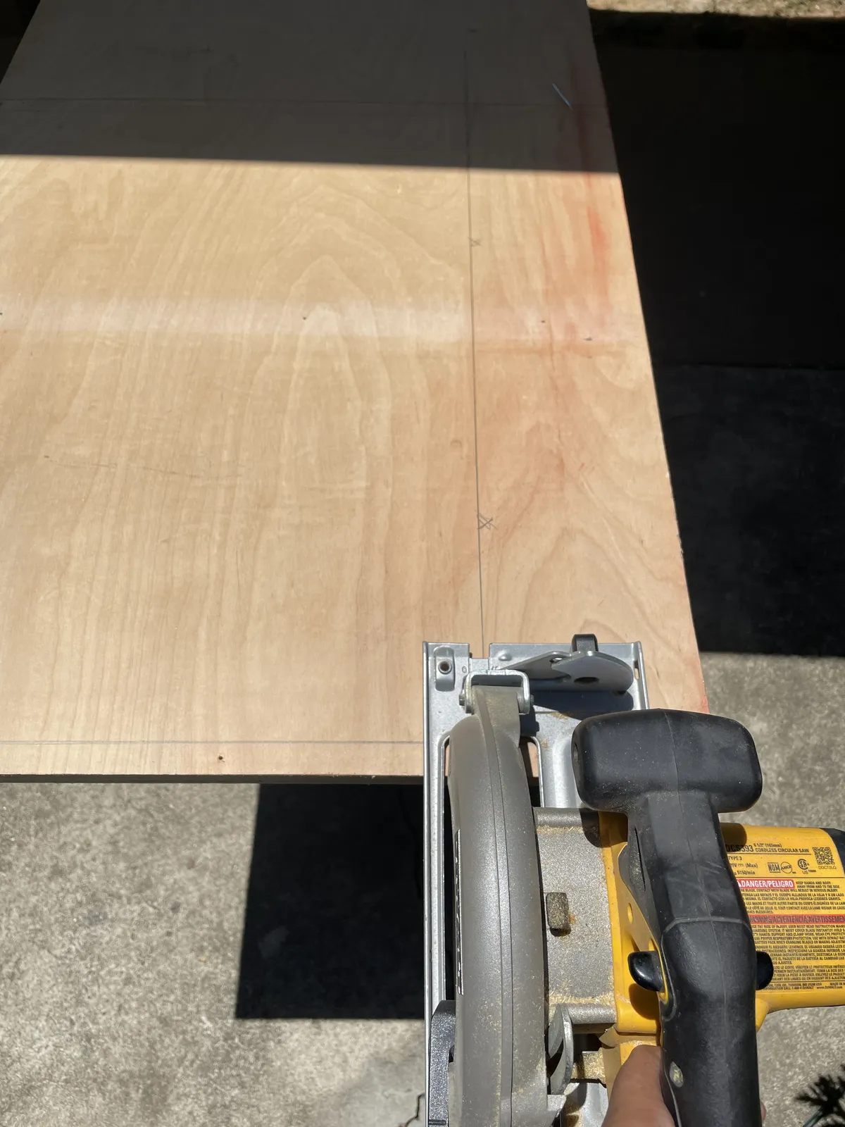 using a circlular saw