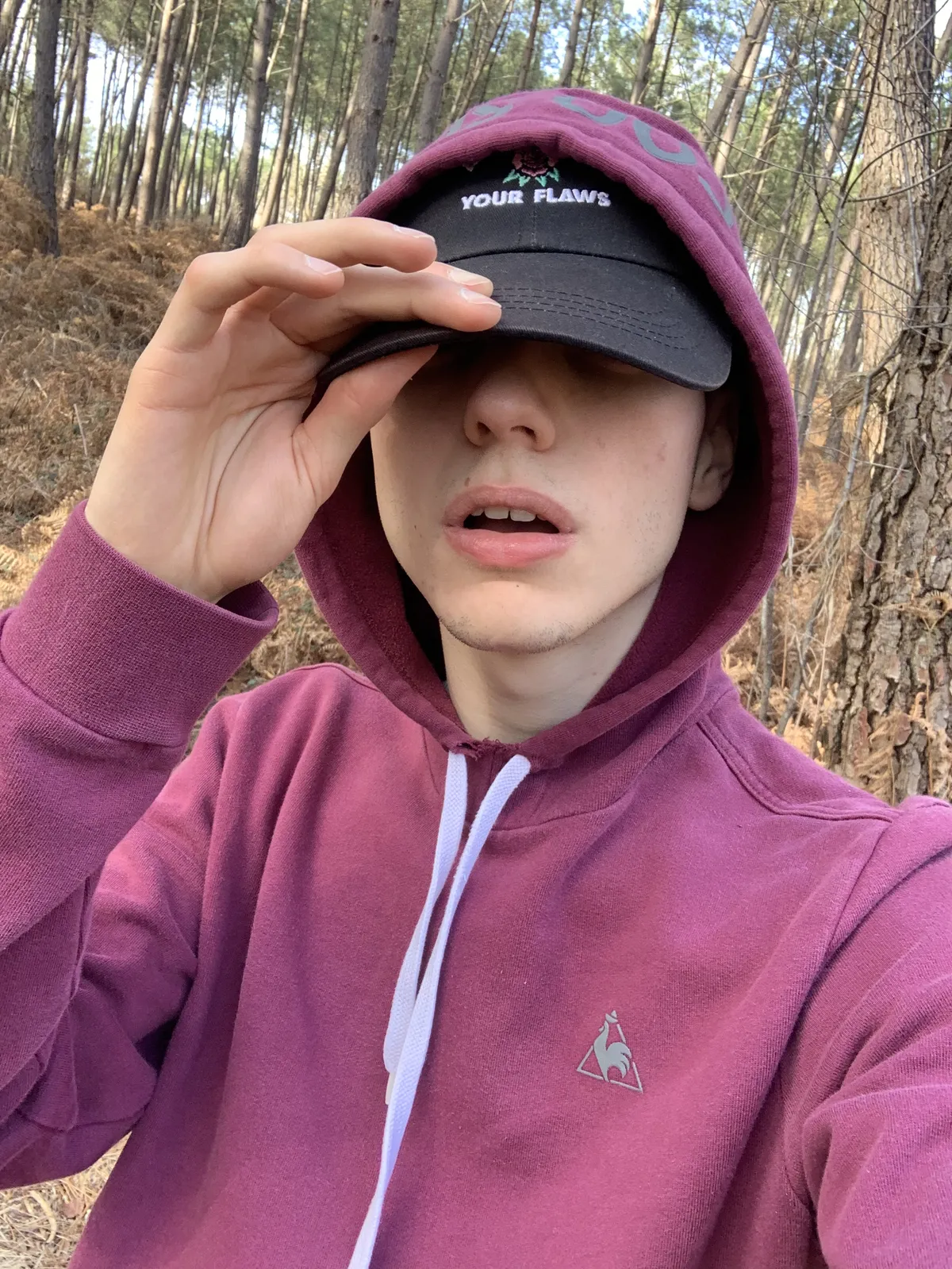 forgottengift selfie forest 2