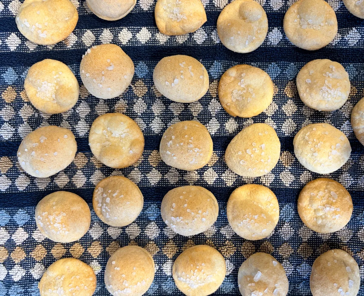 Robespierre has the craic - buttons