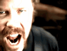 Obnoxious gif of James Hetdield from the Frantic/St. Anger video