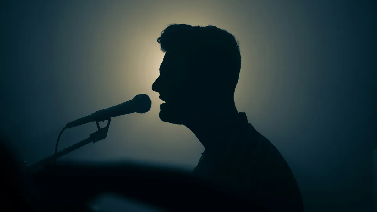 “singer"