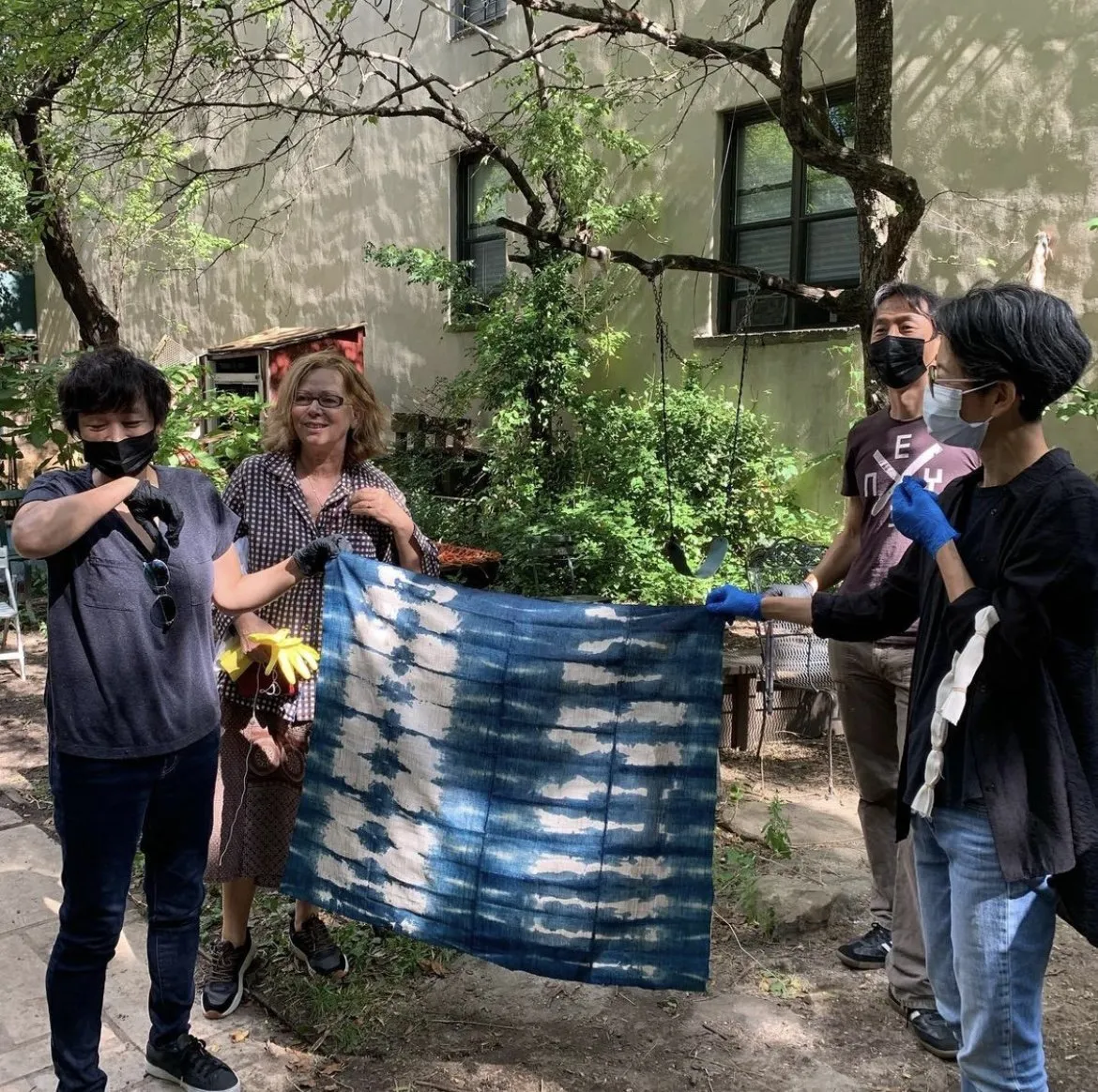 artist-led+experimental+shibori+workshop+with+Brigitte,+Asami+and++friends'+shibori+texrtile+design