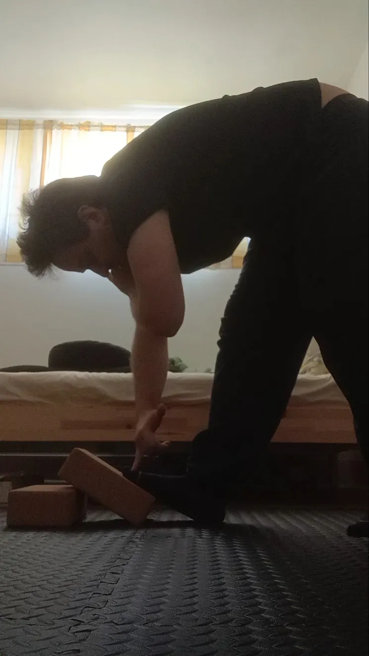 Elbow to Toe - Right - 20260723