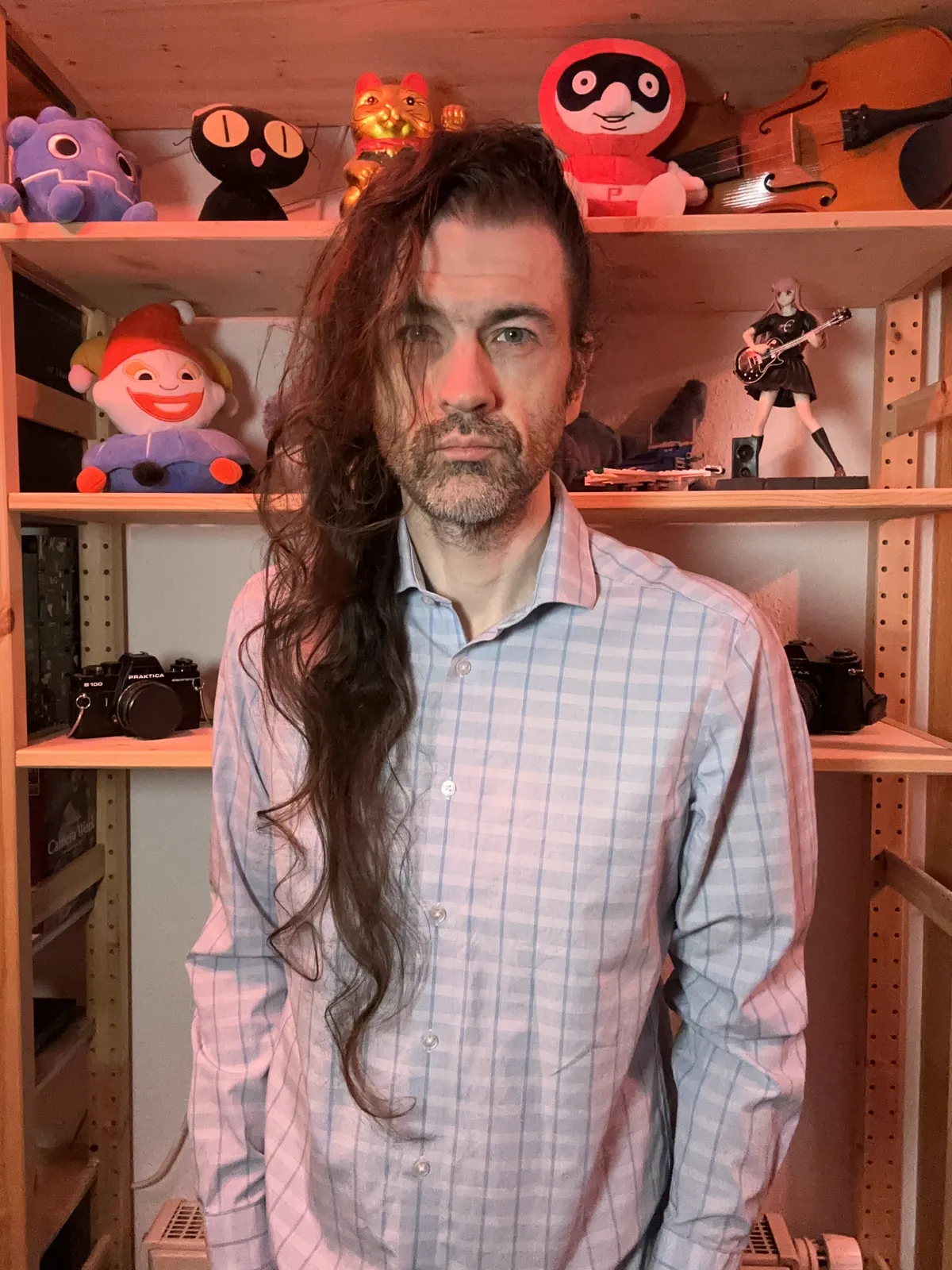 Some middle aged white dude with hair that has been growing for 2081 days