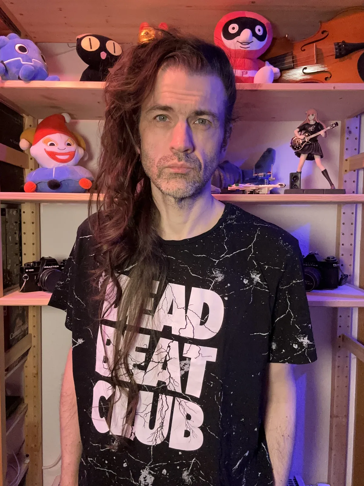 Some middle aged white dude with hair that has been growing for 2089 days