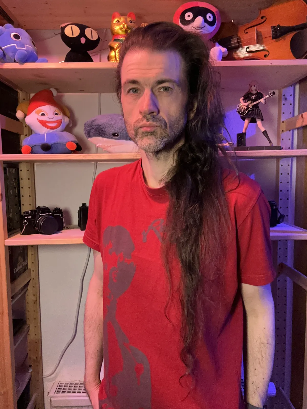 Some middle aged white dude with hair that has been growing for 2091 days