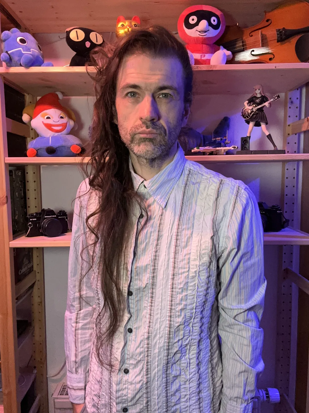 Some middle aged white dude with hair that has been growing for 2092 days