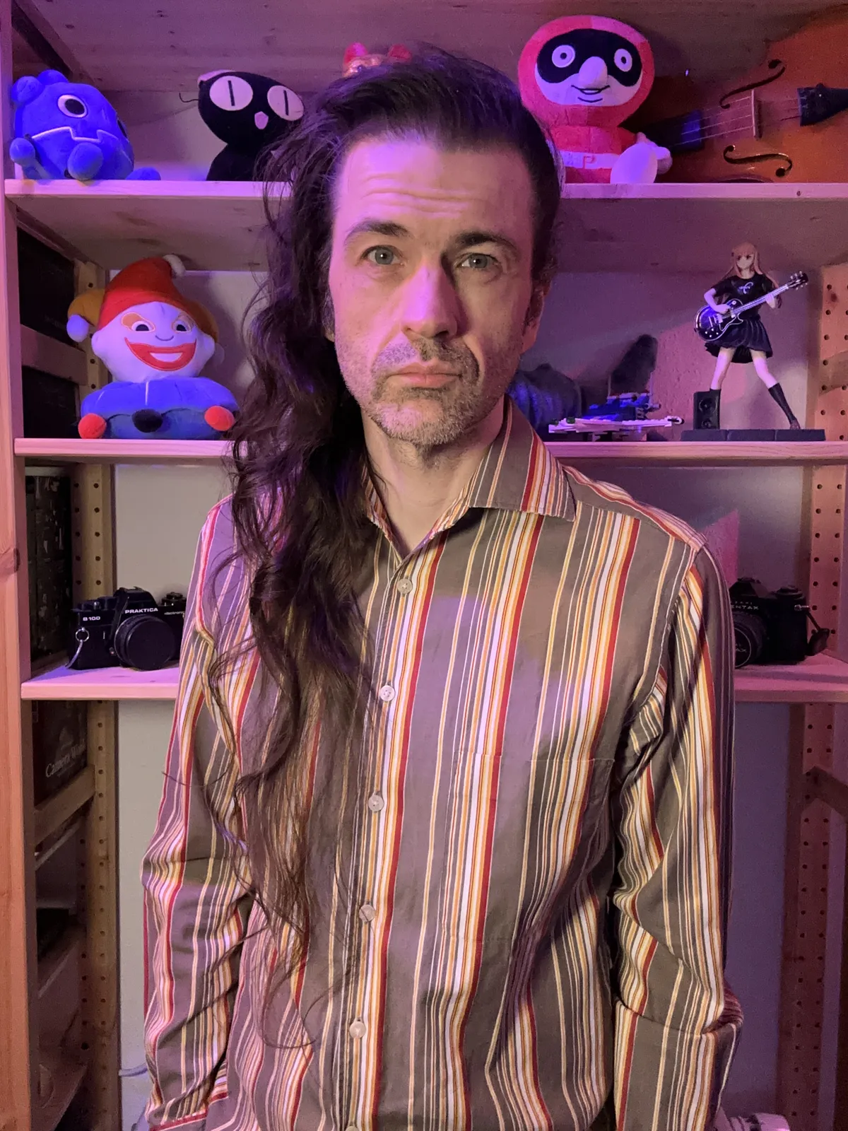 Some middle aged white dude with hair that has been growing for 2099 days